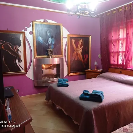 With Pool In Villa-nabian - 65 M² - 4 People * Challand Saint Victor